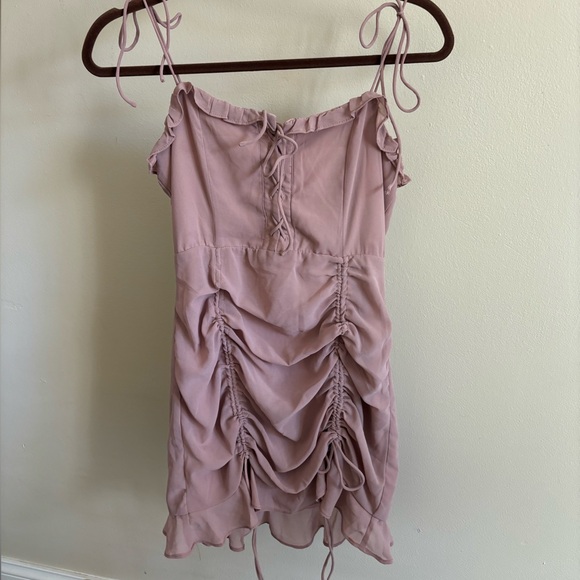 Cute girly mini dress - Picture 3 of 3